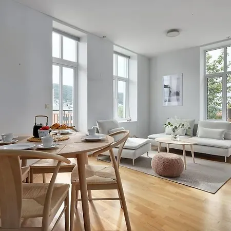 Lys & Luksurios Leilighet Midt I Sentrum! Apartmán *