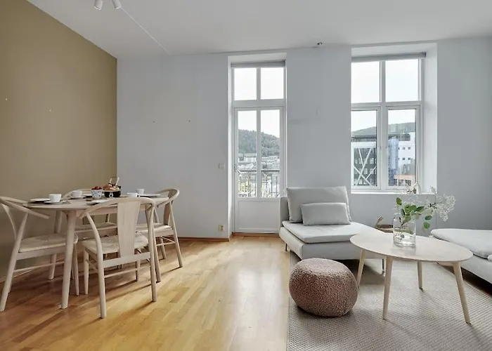 Lys & Luksurios Leilighet Midt I Sentrum! Apartment *